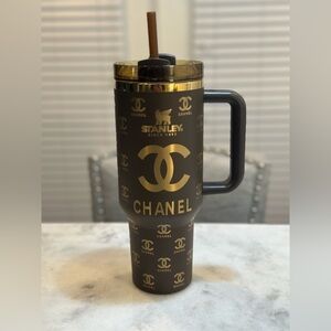 Stanley Chanel Unique Collaboration 40oz Brown & Gold Tumbler